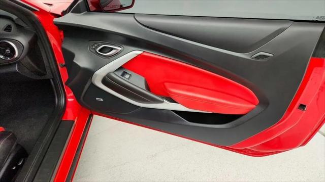 2024 Chevrolet Camaro RWD Coupe 2LT