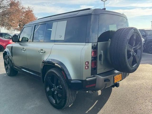 2022 Land Rover Defender 110 X-Dynamic HSE