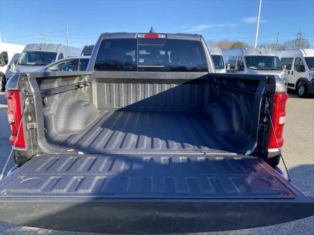 2025 Ram 1500 Big Horn Crew Cab 4x4 57 Box