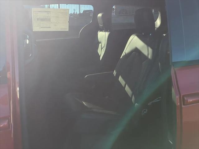 2026 Chrysler Pacifica Select AWD