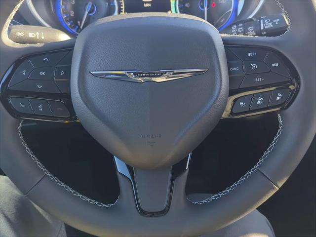 2026 Chrysler Pacifica Select AWD
