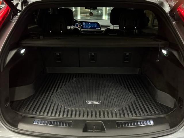 2024 Cadillac XT4 FWD Premium Luxury