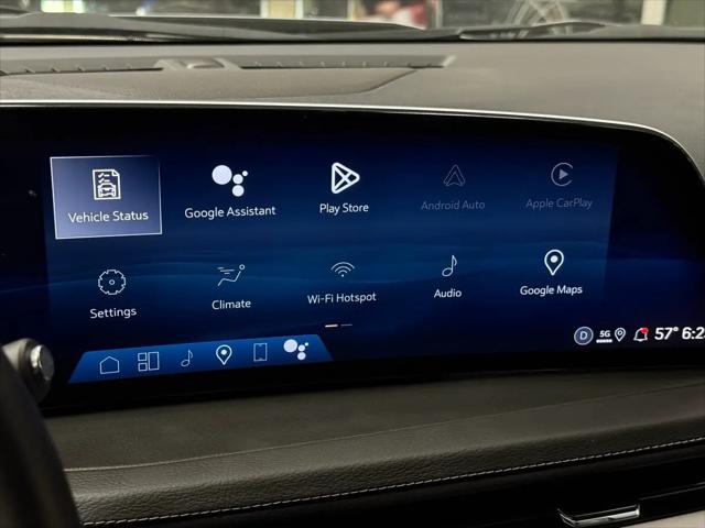 2024 Cadillac XT4 FWD Premium Luxury