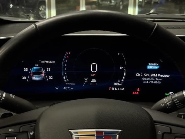 2024 Cadillac XT4 FWD Premium Luxury