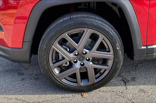 2026 Jeep Compass Latitude Altitude