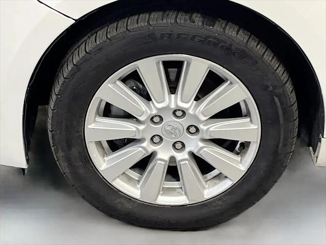 2017 Toyota Sienna XLE 7 Passenger