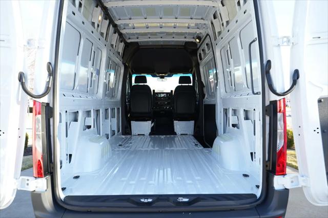 2026 Mercedes-Benz Sprinter 2500 Standard Roof 4-Cyl Diesel HO