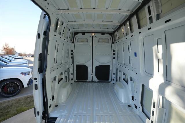 2026 Mercedes-Benz Sprinter 2500 Standard Roof 4-Cyl Diesel HO