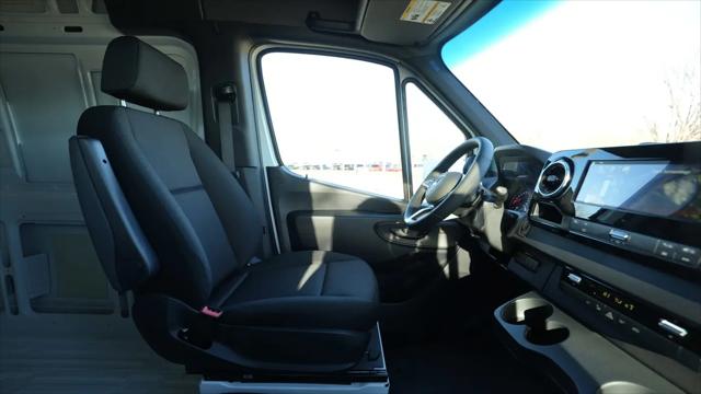 2026 Mercedes-Benz Sprinter 2500 Standard Roof 4-Cyl Diesel HO
