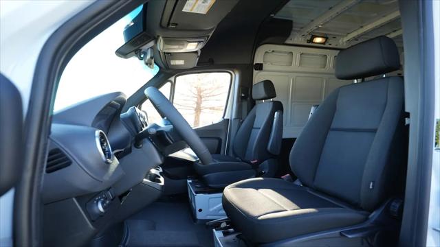 2026 Mercedes-Benz Sprinter 2500 Standard Roof 4-Cyl Diesel HO