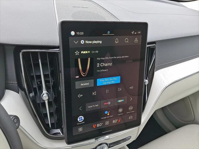 2026 Volvo XC60 Plug-In Hybrid Ultra, T8 AWD Electric/Gasoline, Dark