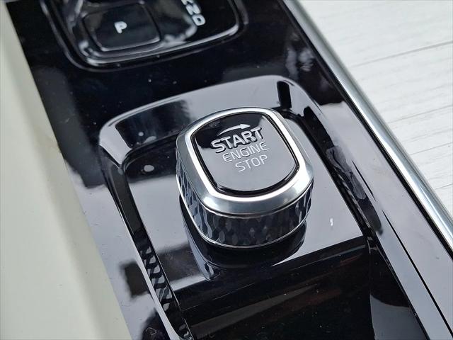 2026 Volvo XC60 Plug-In Hybrid Ultra, T8 AWD Electric/Gasoline, Dark