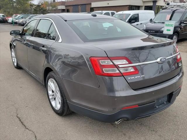 2017 Ford Taurus SEL