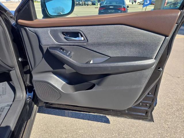 2022 Nissan Rogue SV Intelligent AWD