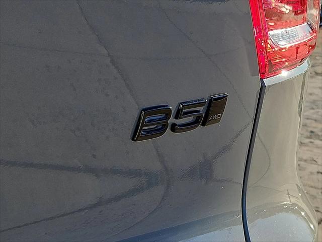 2026 Volvo XC40 Black Edition Ultra, B5 AWD Gas (mild hybrid)
