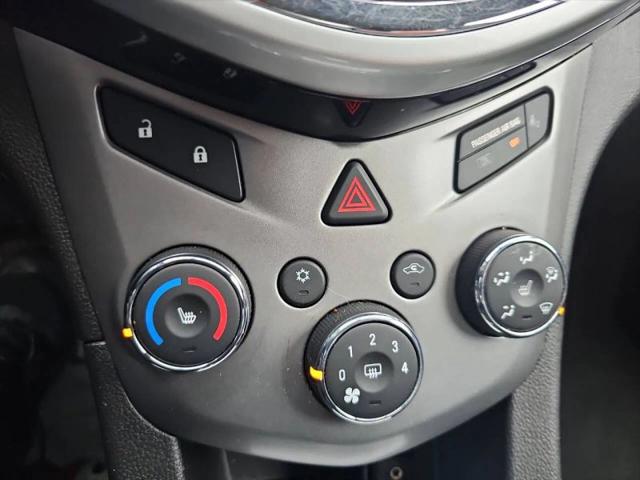 2019 Chevrolet Sonic Premier Auto