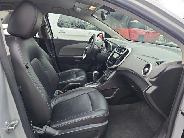 2019 Chevrolet Sonic Premier Auto
