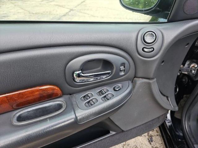 2002 Chrysler 300M Base