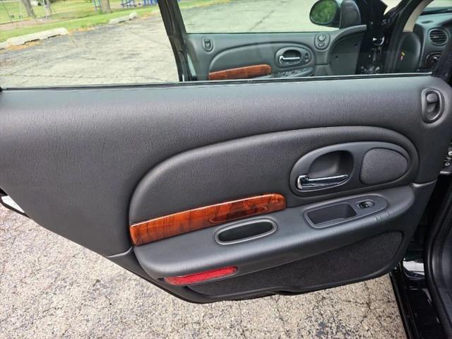 2002 Chrysler 300M Base