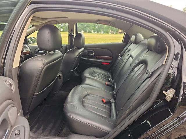 2002 Chrysler 300M Base