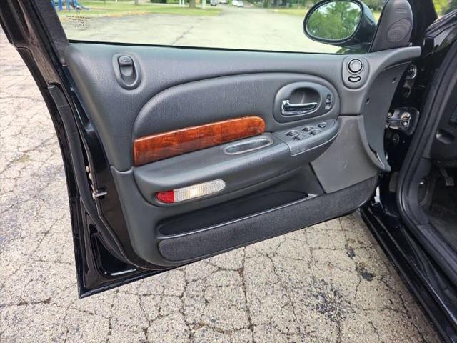 2002 Chrysler 300M Base