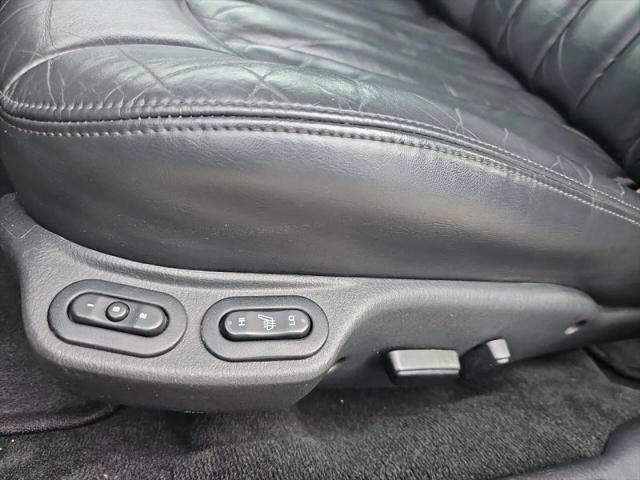 2002 Chrysler 300M Base