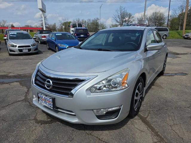 2013 Nissan Altima 2.5 S for sale in Glendale Heights, IL
