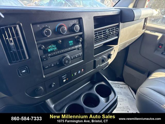 2020 Chevrolet Express Passenger RWD 3500 Extended Wheelbase LS