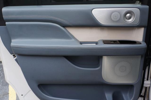 2019 Lincoln Navigator L Black Label