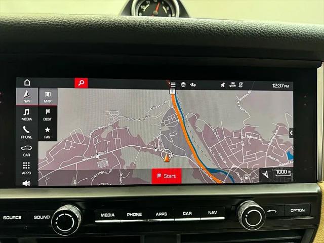 2021 Porsche Macan Base