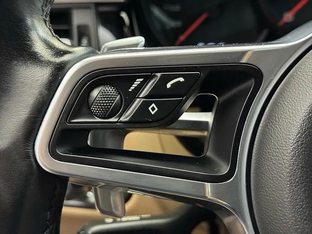 2021 Porsche Macan Base