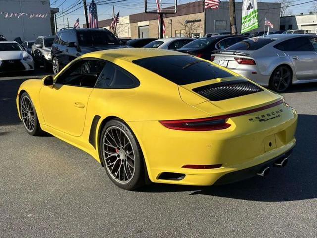 2018 Porsche 911 Carrera 4S