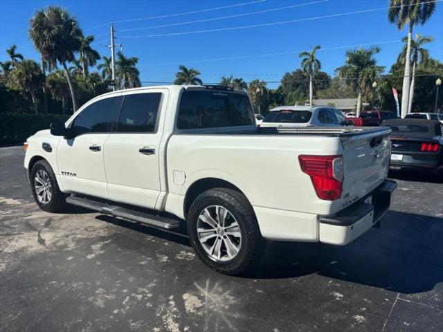 2017 Nissan Titan SL