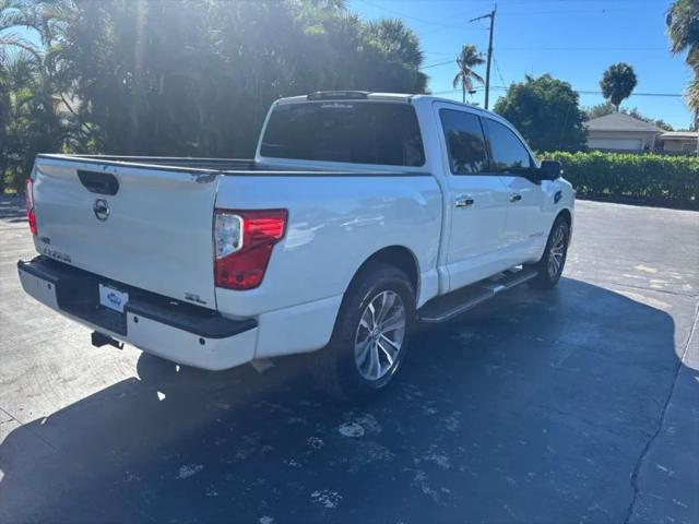 2017 Nissan Titan SL