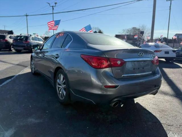 2015 INFINITI Q50 Premium
