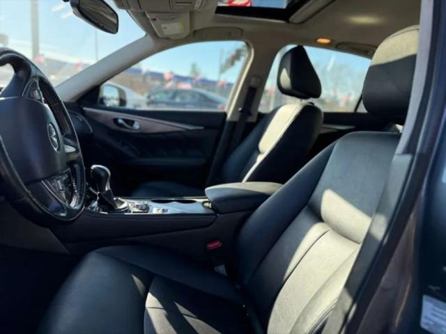 2015 INFINITI Q50 Premium