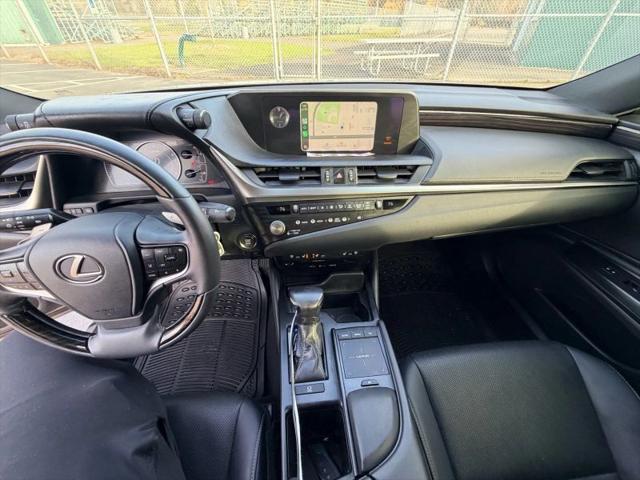 2021 Lexus ES 250 250