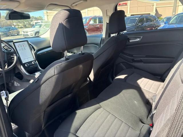 2021 Ford Edge SE
