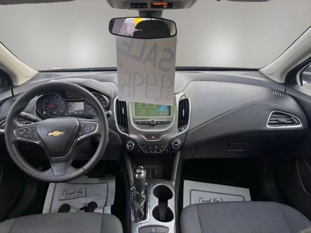 2017 Chevrolet Cruze LT Auto