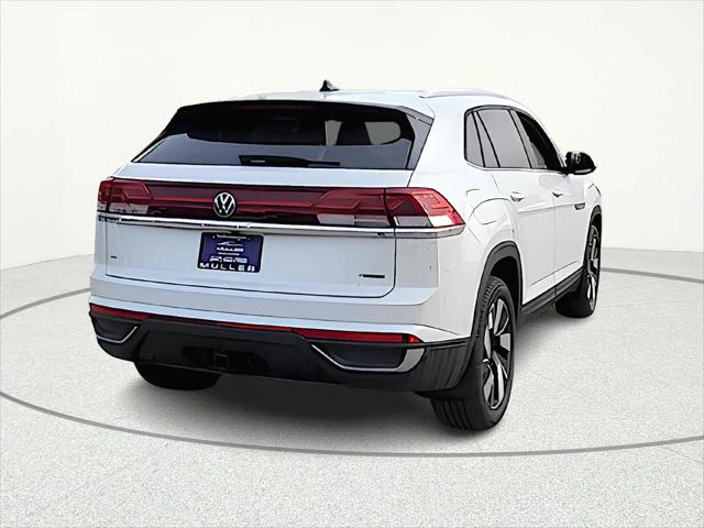 2026 Volkswagen Atlas Cross Sport SE with Technology