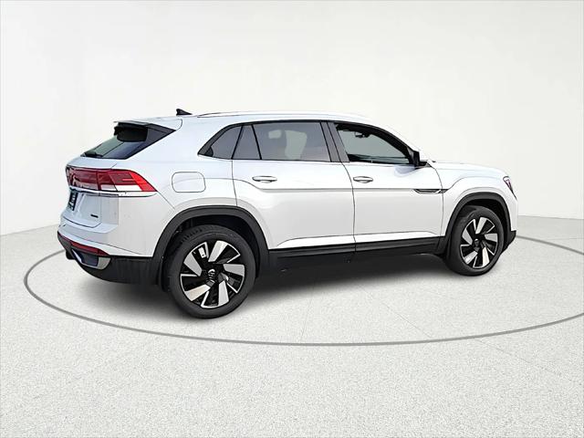 2026 Volkswagen Atlas Cross Sport SE with Technology