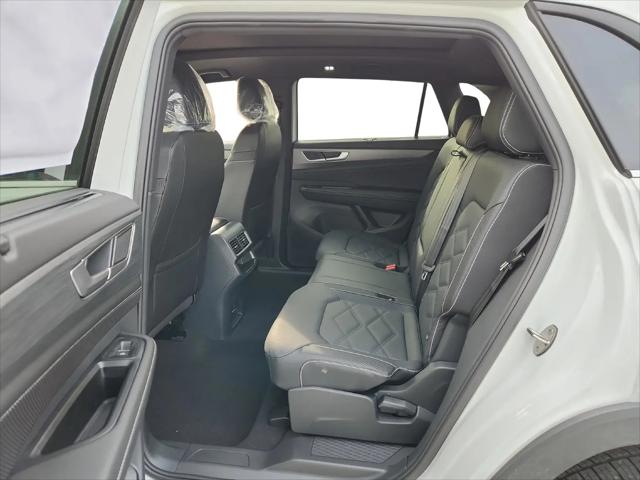 2026 Volkswagen Atlas Cross Sport SE with Technology