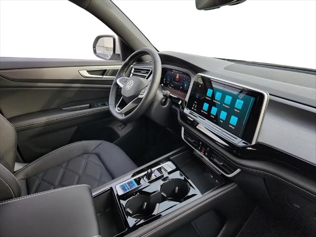 2026 Volkswagen Atlas Cross Sport SE with Technology