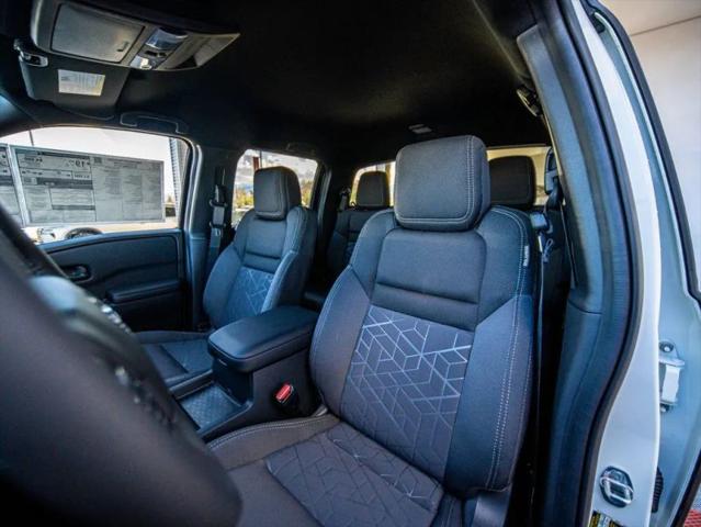2026 Nissan Frontier Crew Cab SV 4x4