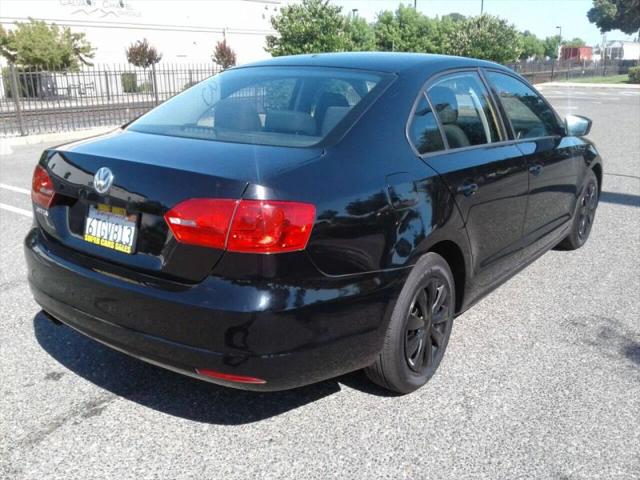 2012 Volkswagen Jetta 2.0L S