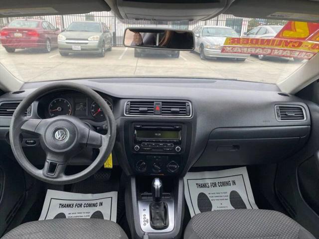 2012 Volkswagen Jetta 2.0L S