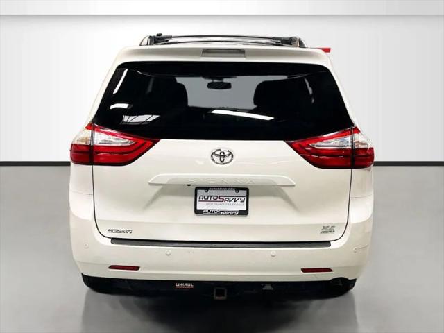 2017 Toyota Sienna XLE 7 Passenger