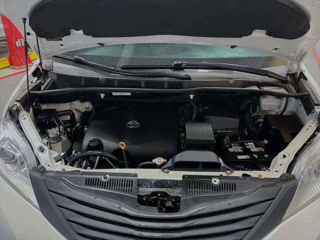 2017 Toyota Sienna XLE 7 Passenger