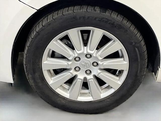 2017 Toyota Sienna XLE 7 Passenger