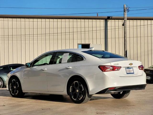 2022 Chevrolet Malibu FWD LT